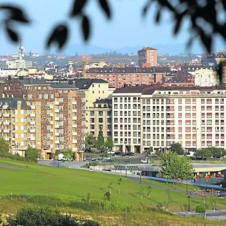 ¡al Lado De La Clinica Oftalmologica Vega! Apartament *