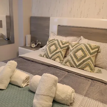¡al Lado De La Clinica Oftalmologica Vega! Apartment *