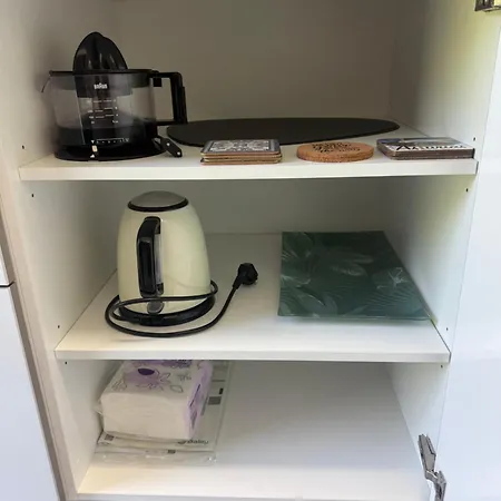 ¡al Lado De La Clinica Oftalmologica Vega! Oviedo
